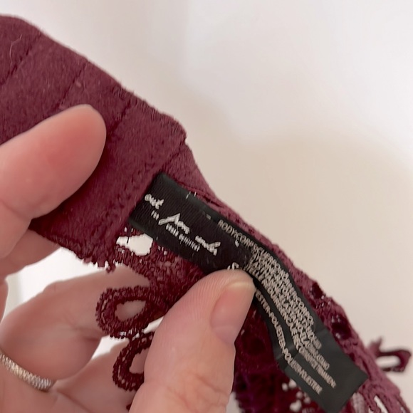 Out From Under Bra by Urban Outfitters - Picture 6 of 7